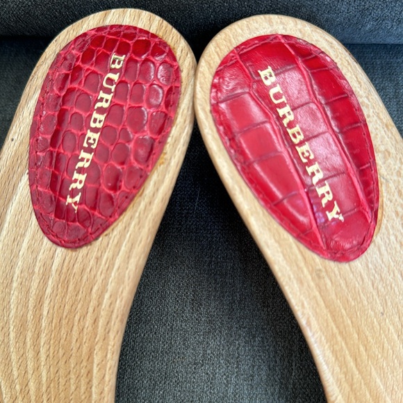 Worn Once? Burberry Kitten Heel Shoes size 37 - Picture 2 of 7